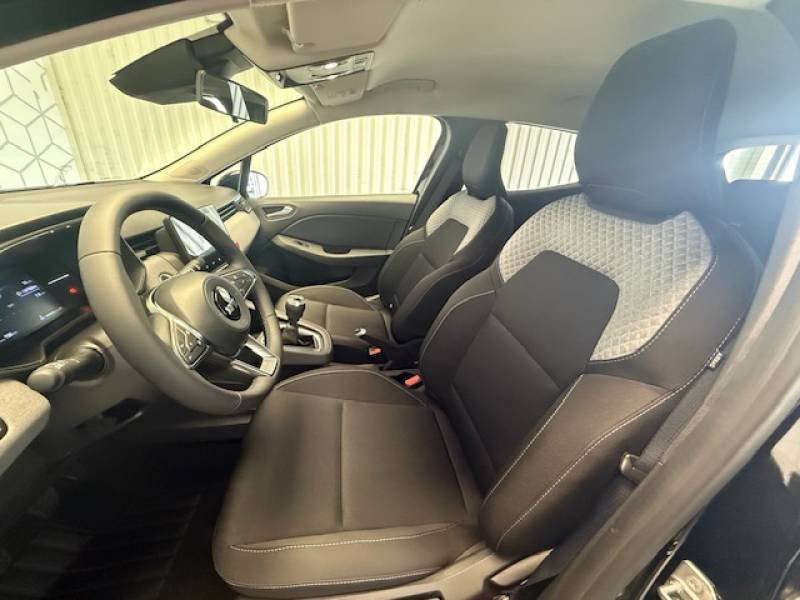 Mitsubishi Colt - Photo 7