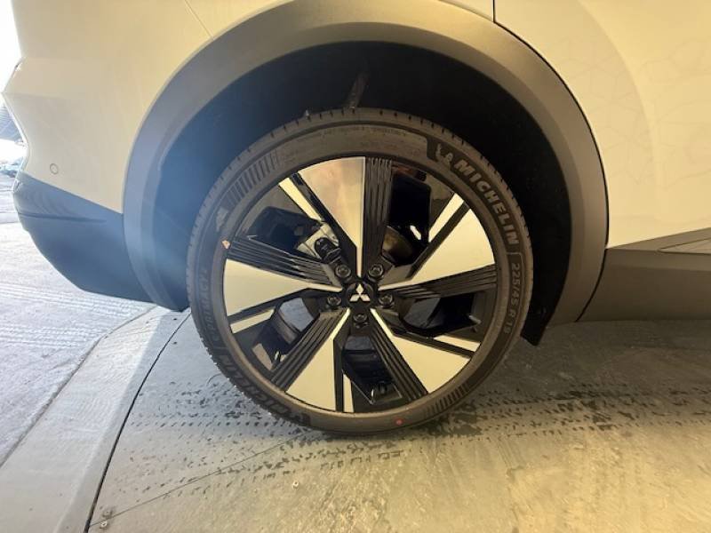 Mitsubishi Grandis - Photo 13