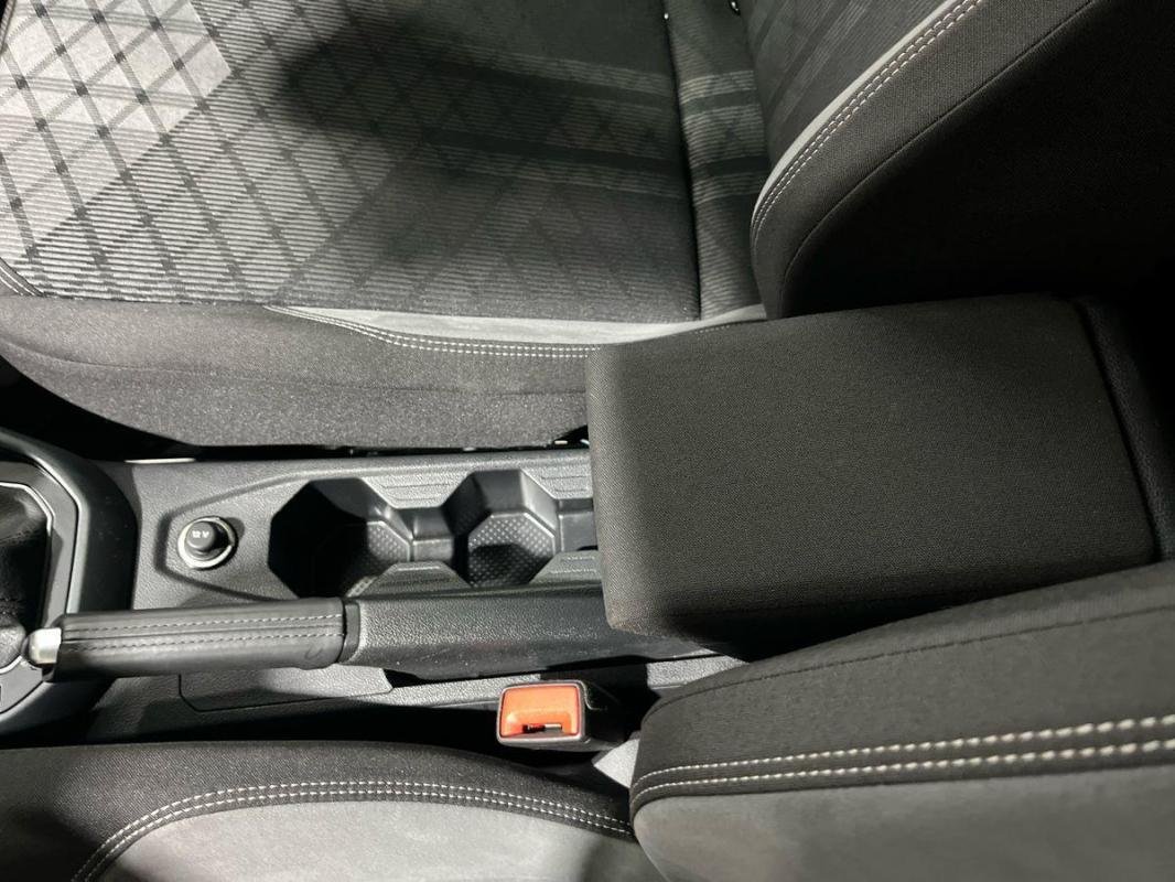 Volkswagen Taigo - Photo 12