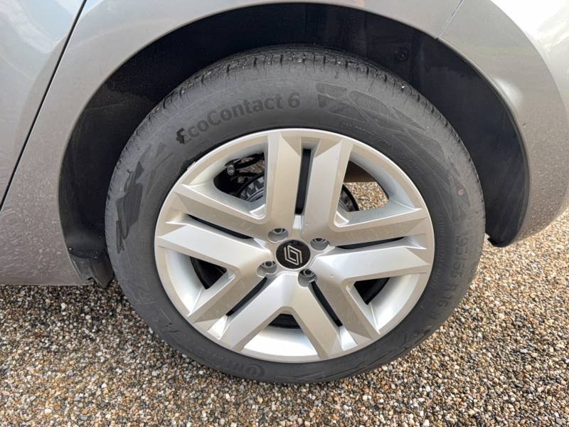 Renault Clio - Photo 37