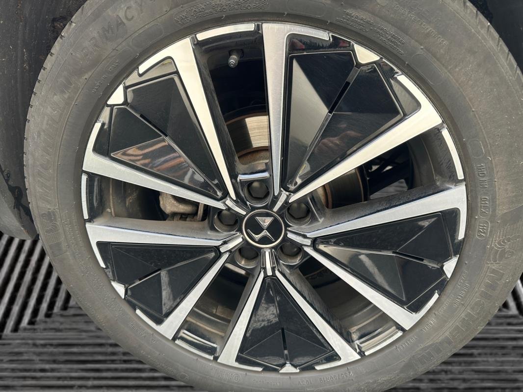 DS DS 7 Crossback - Photo 28