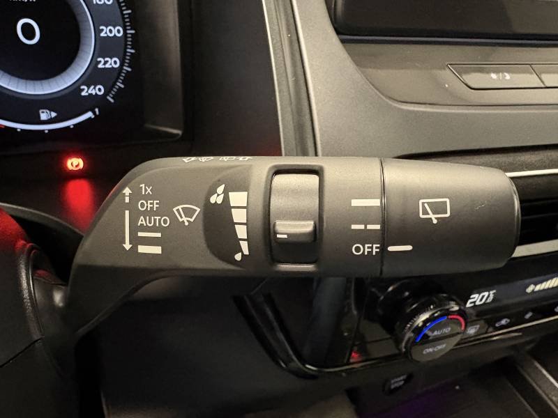 Nissan Qashqai - Photo 14