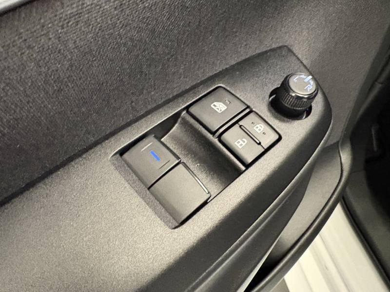 Toyota Yaris - Photo 13