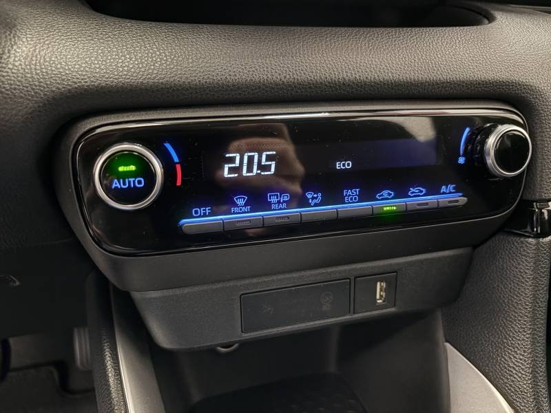 Toyota Yaris - Photo 24