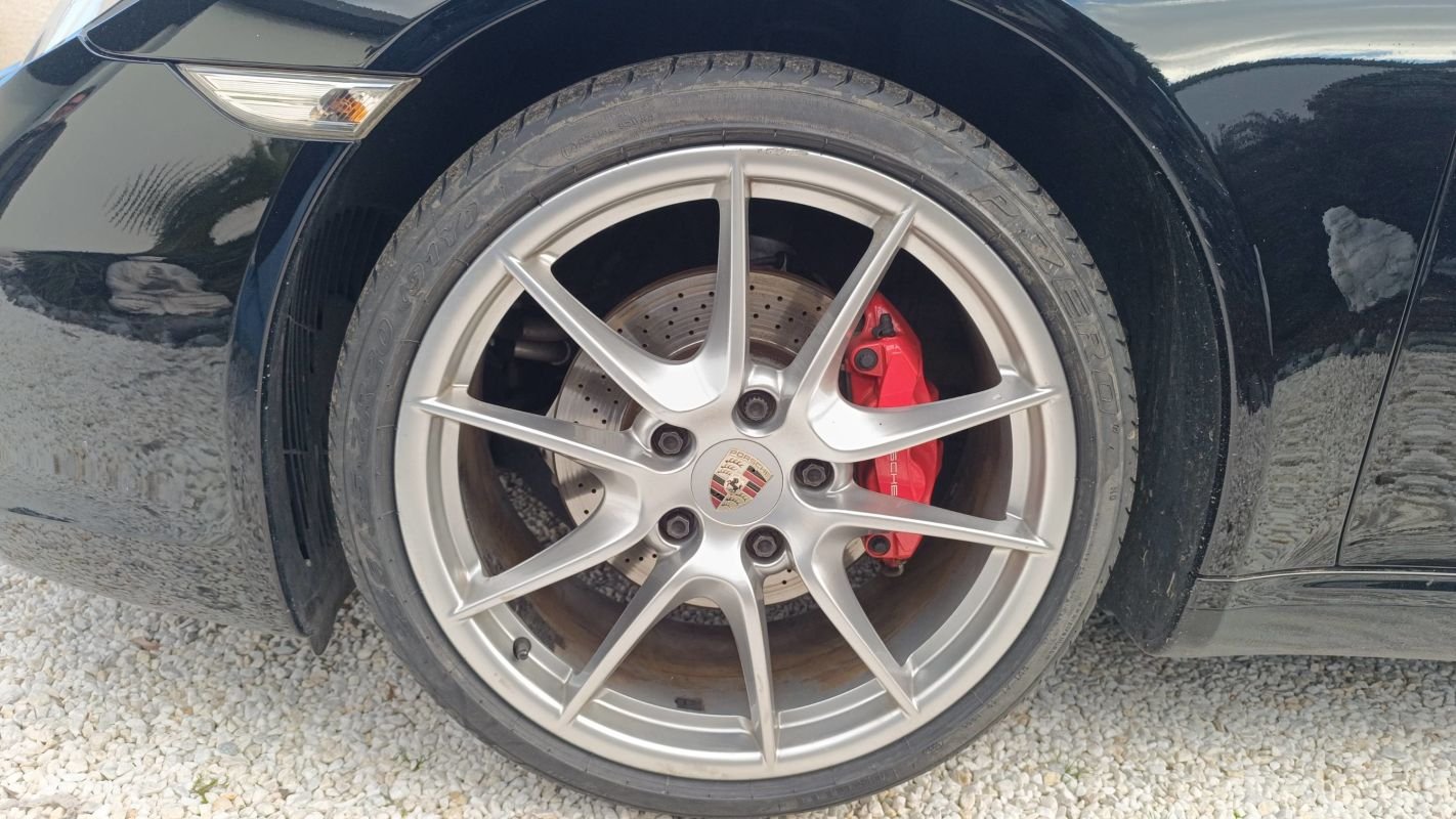 Porsche 911 - Photo 18