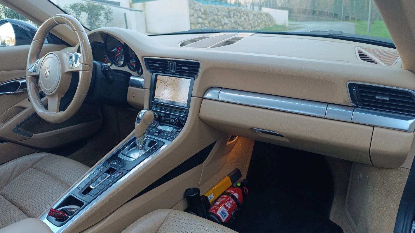 Porsche 911 - Photo 10