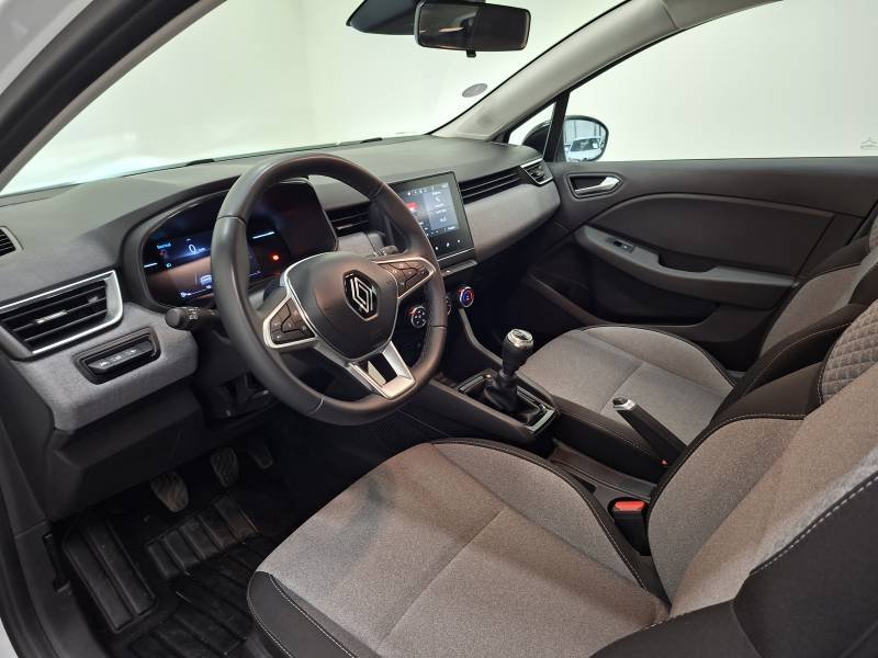 Renault Clio - Photo 32