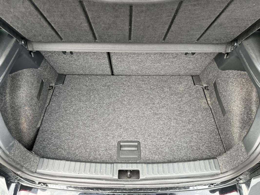 Seat Ibiza - Photo 18