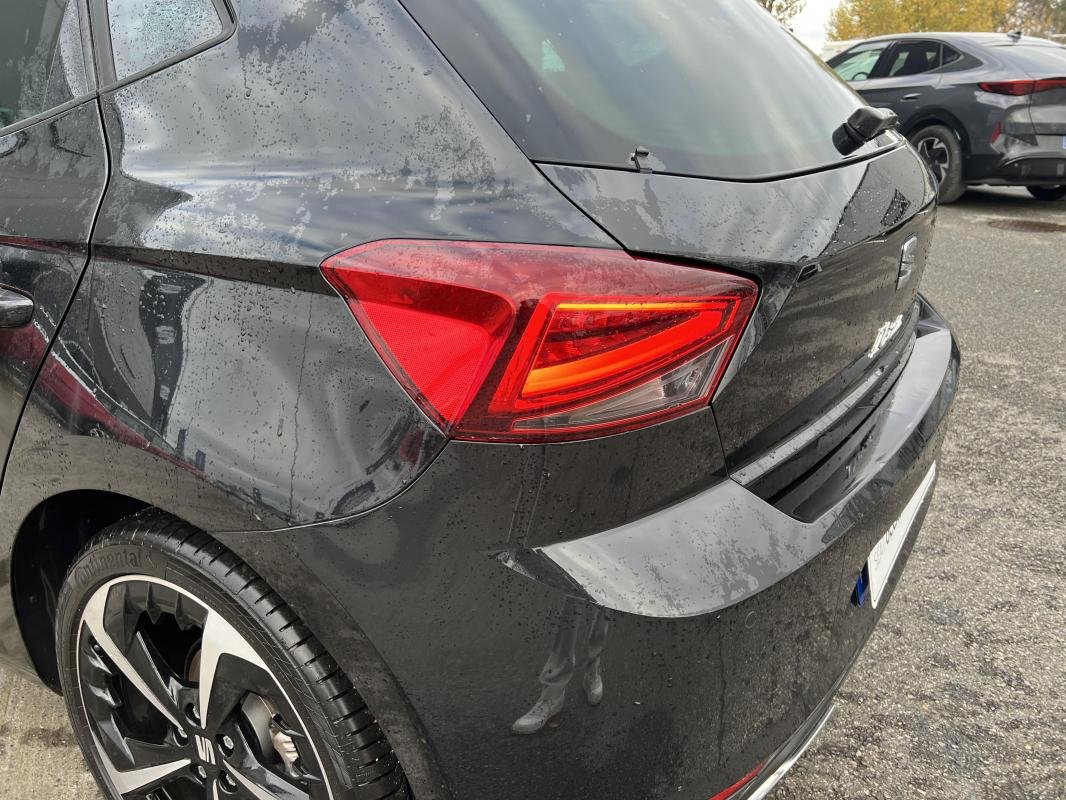 Seat Ibiza - Photo 4