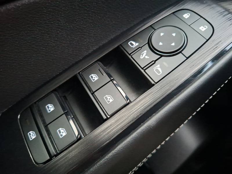 Nissan Qashqai - Photo 24