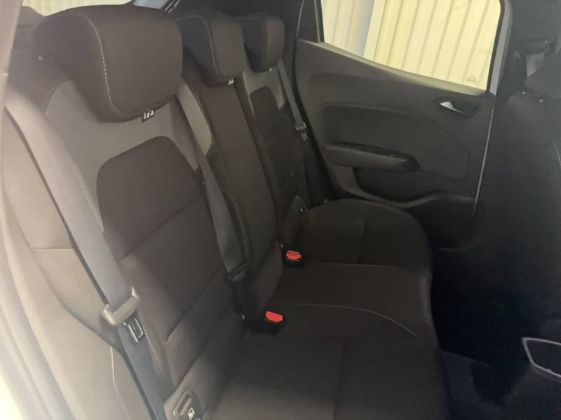 Mitsubishi Colt - Photo 12