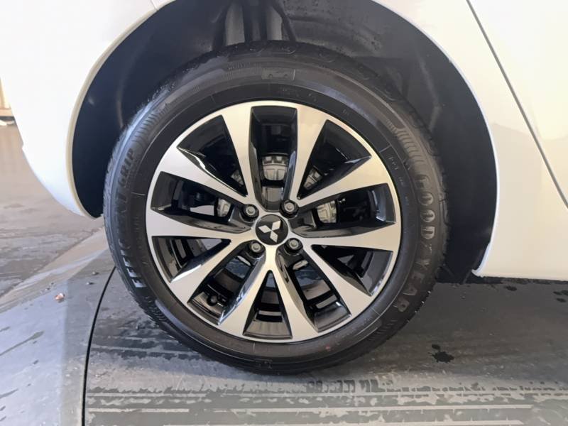 Mitsubishi Colt - Photo 16