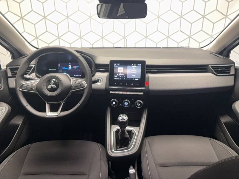Mitsubishi Colt - Photo 8