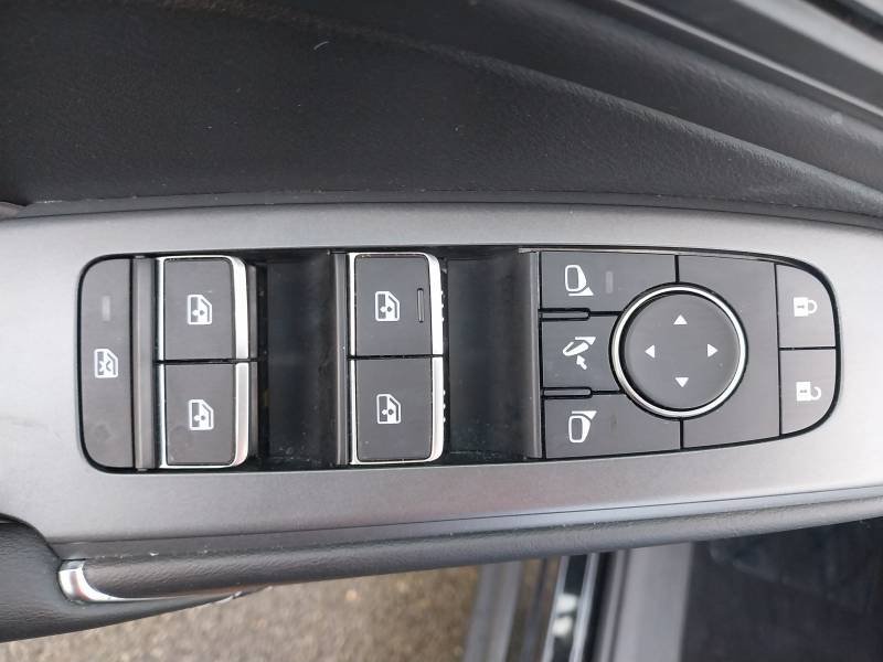 Nissan Qashqai - Photo 19
