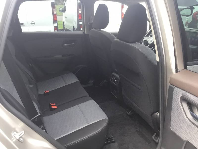 Nissan X-Trail - Photo 18