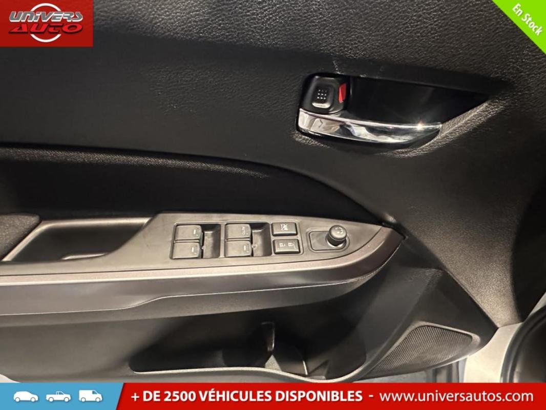 Suzuki Vitara - Photo 11