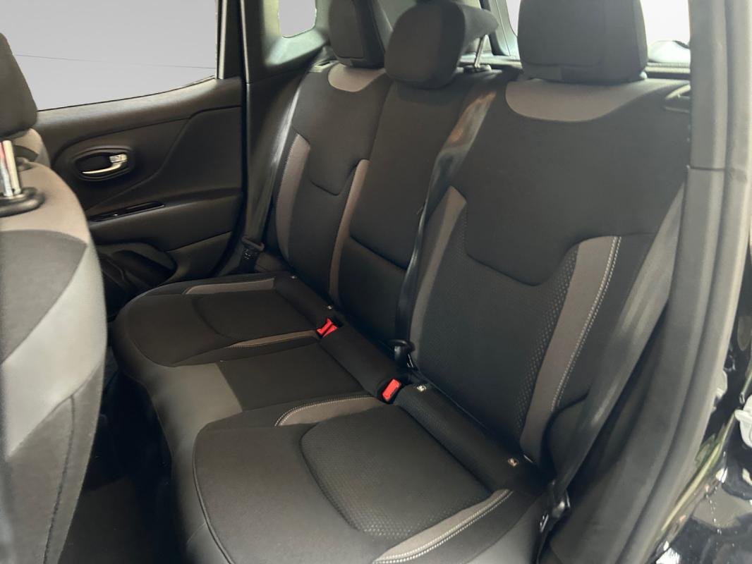 Jeep Renegade - Photo 16