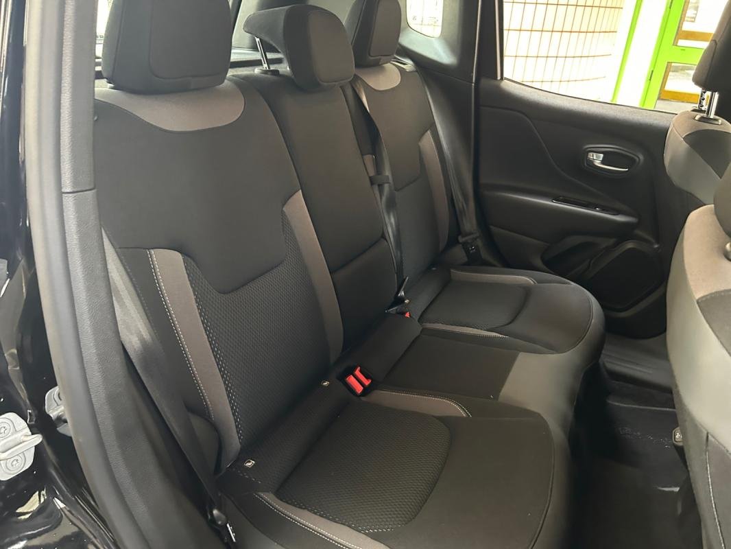 Jeep Renegade - Photo 17