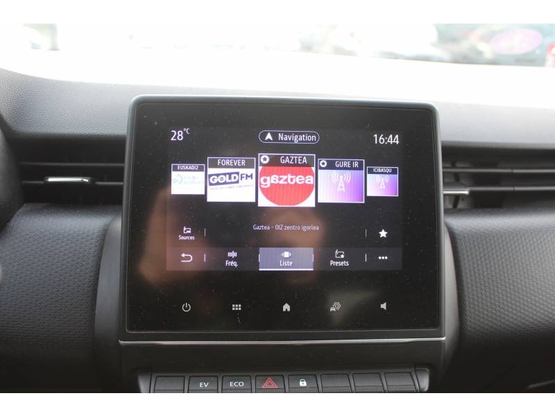 Renault Clio - Photo 26