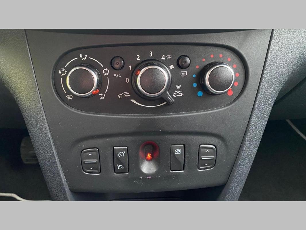 Dacia Sandero - Photo 13
