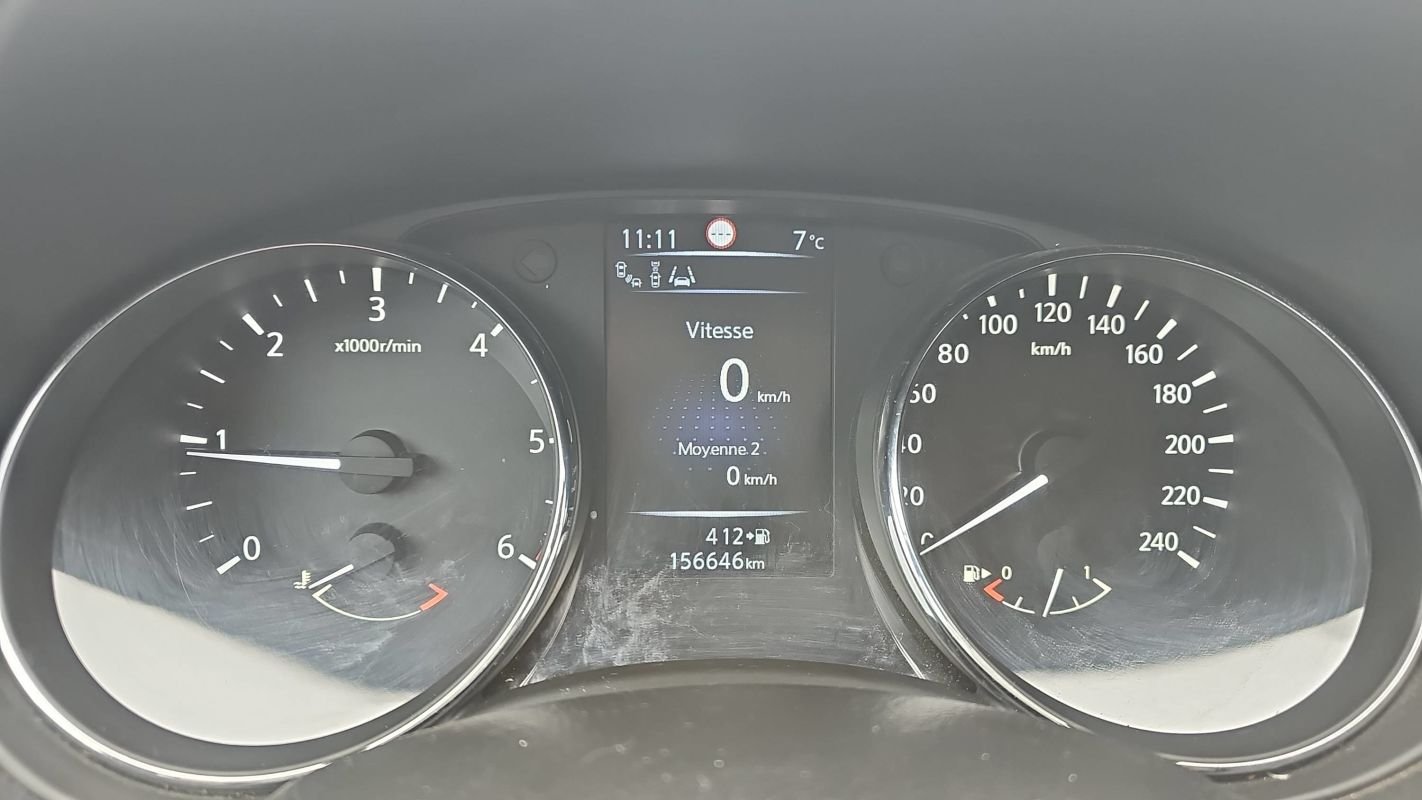 Nissan Qashqai - Photo 12