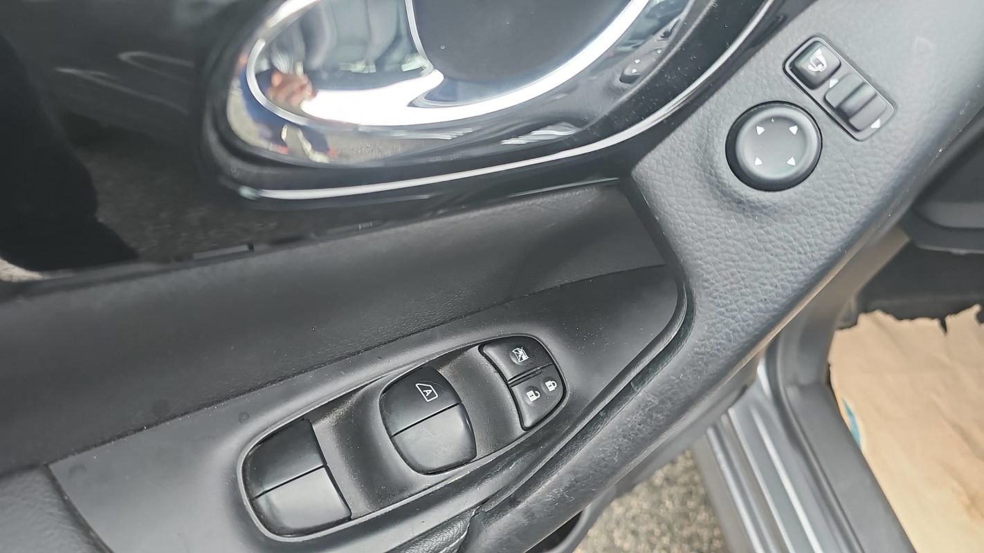 Nissan Qashqai - Photo 24