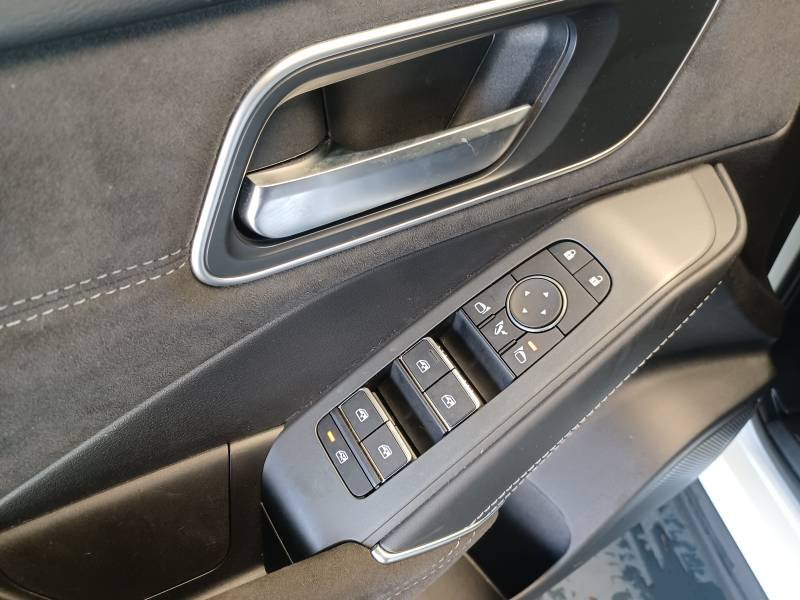 Nissan Qashqai - Photo 12