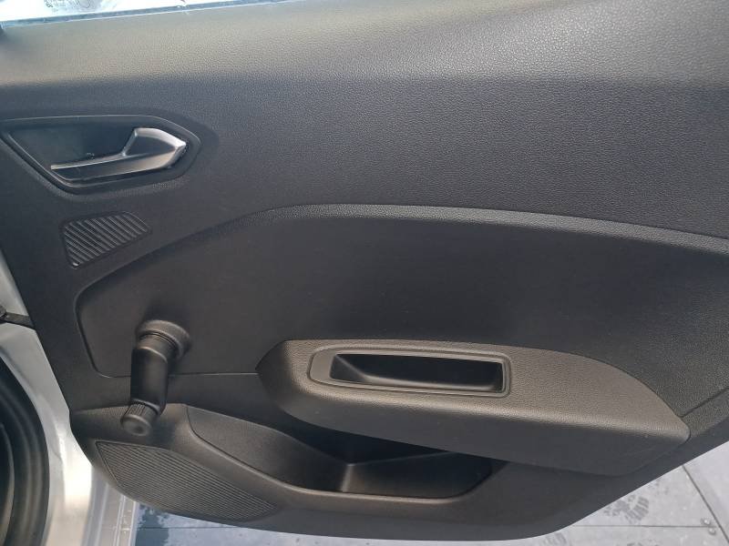 Renault Clio - Photo 21