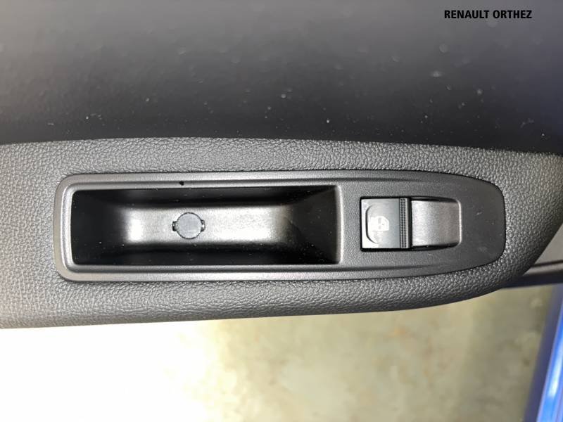 Renault Clio - Photo 17