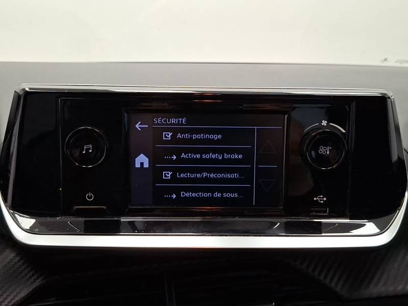 Peugeot 208 affaire - Photo 21