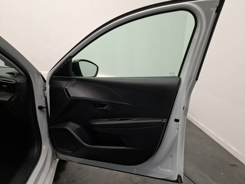 Peugeot 208 affaire - Photo 26