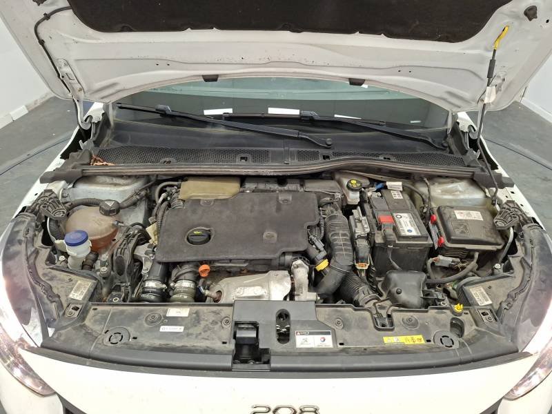 Peugeot 208 affaire - Photo 31