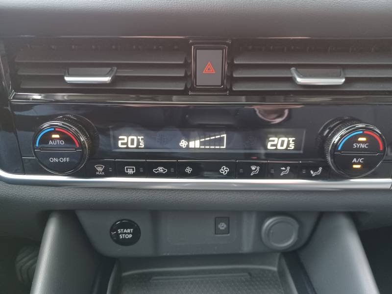Nissan Qashqai - Photo 27
