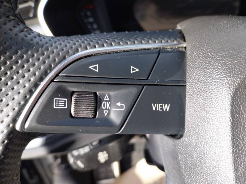 Audi Q3 - Photo 35