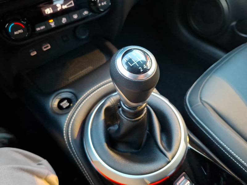 Nissan Juke - Photo 12