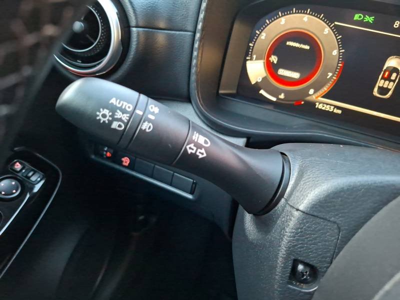 Nissan Juke - Photo 23