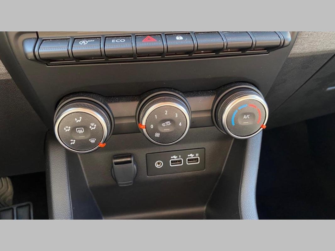 Renault Clio - Photo 13