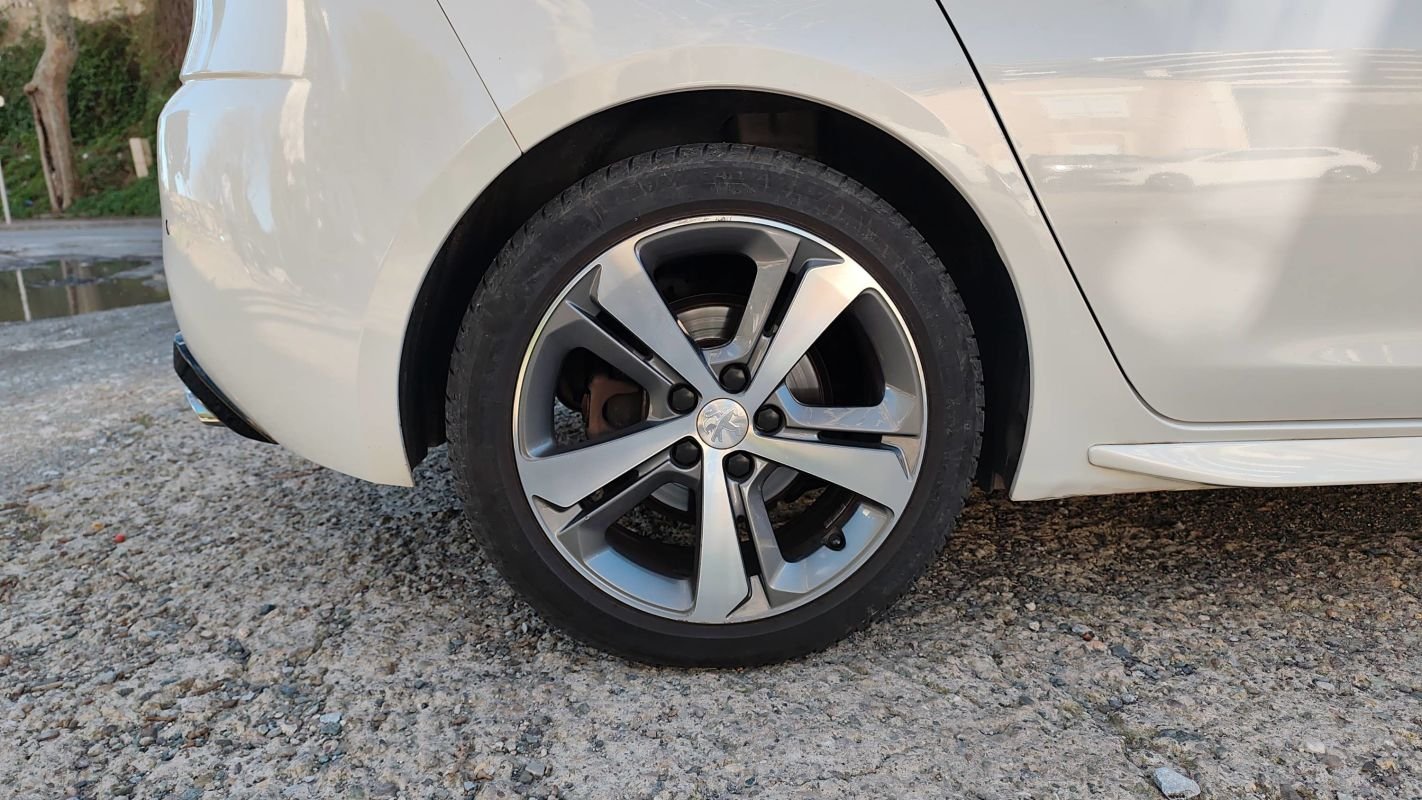 Peugeot 308 - Photo 16