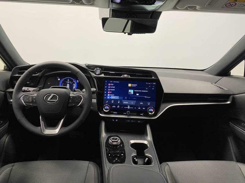 Lexus RZ - Photo 11