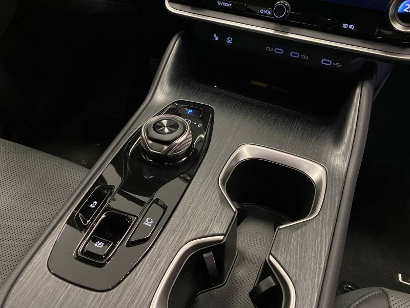 Lexus RZ - Photo 29