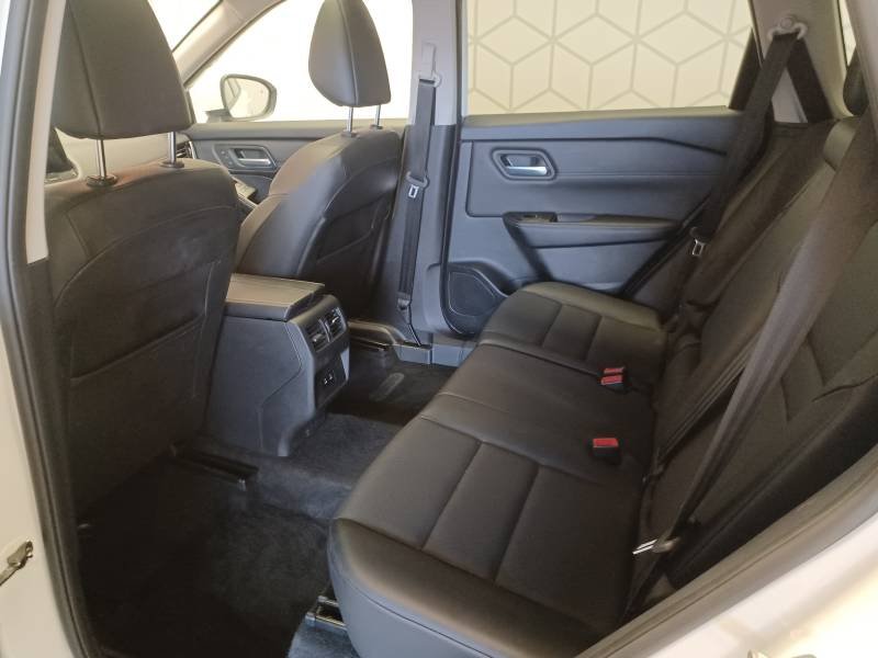 Nissan X-Trail - Photo 17