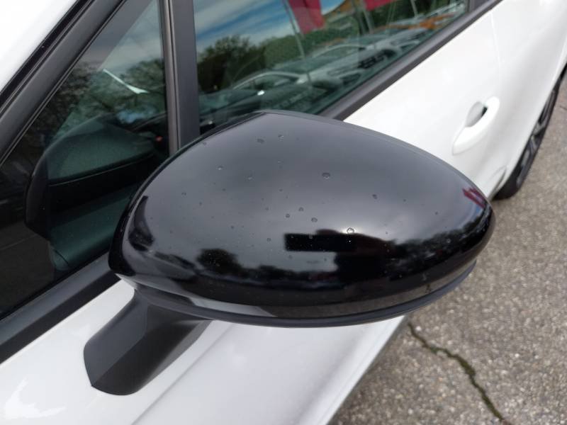 Renault Clio - Photo 16