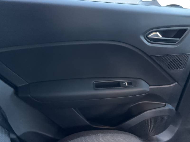 Renault Captur - Photo 36