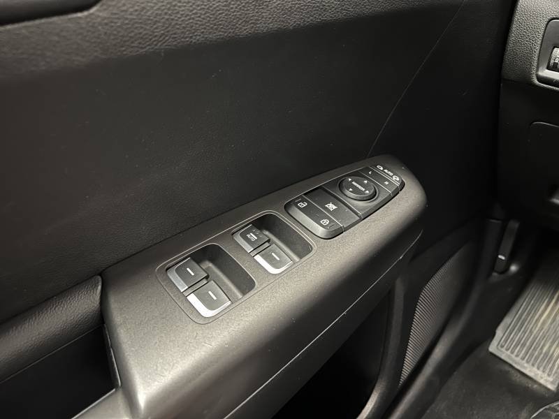 Kia Sportage - Photo 21