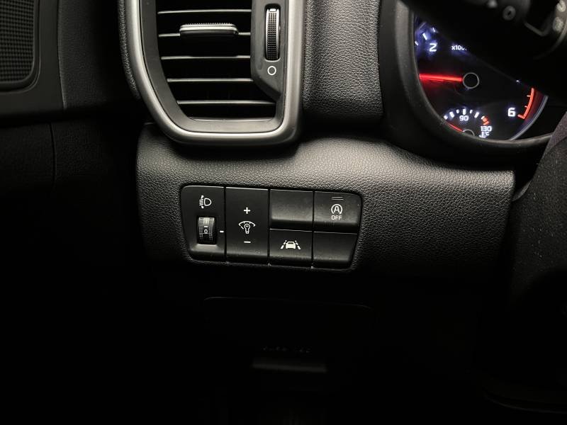 Kia Sportage - Photo 22