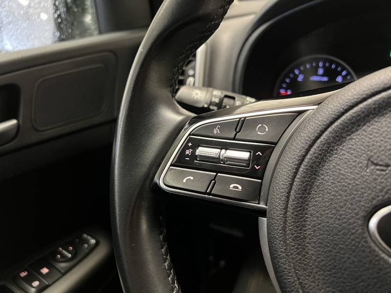 Kia Sportage - Photo 24