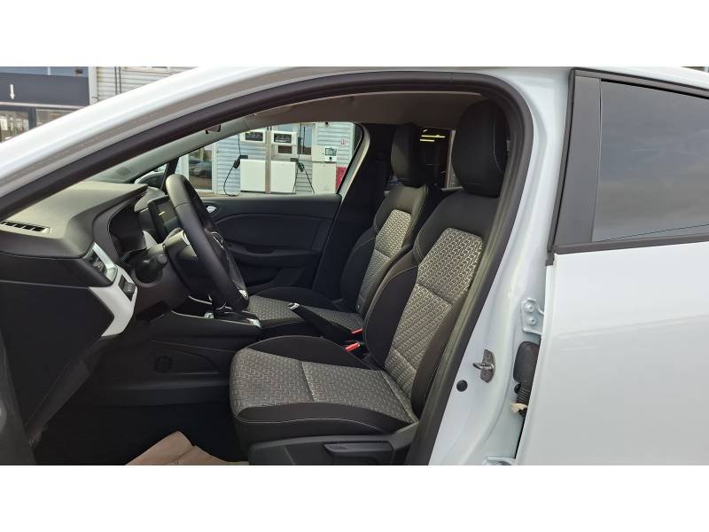 Renault Clio - Photo 23