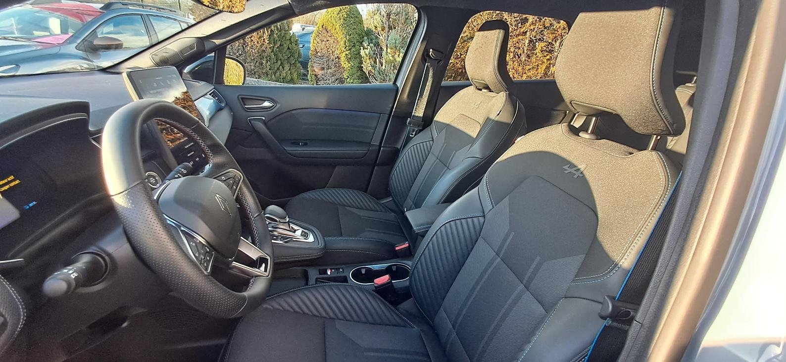 Renault Symbioz - Photo 11