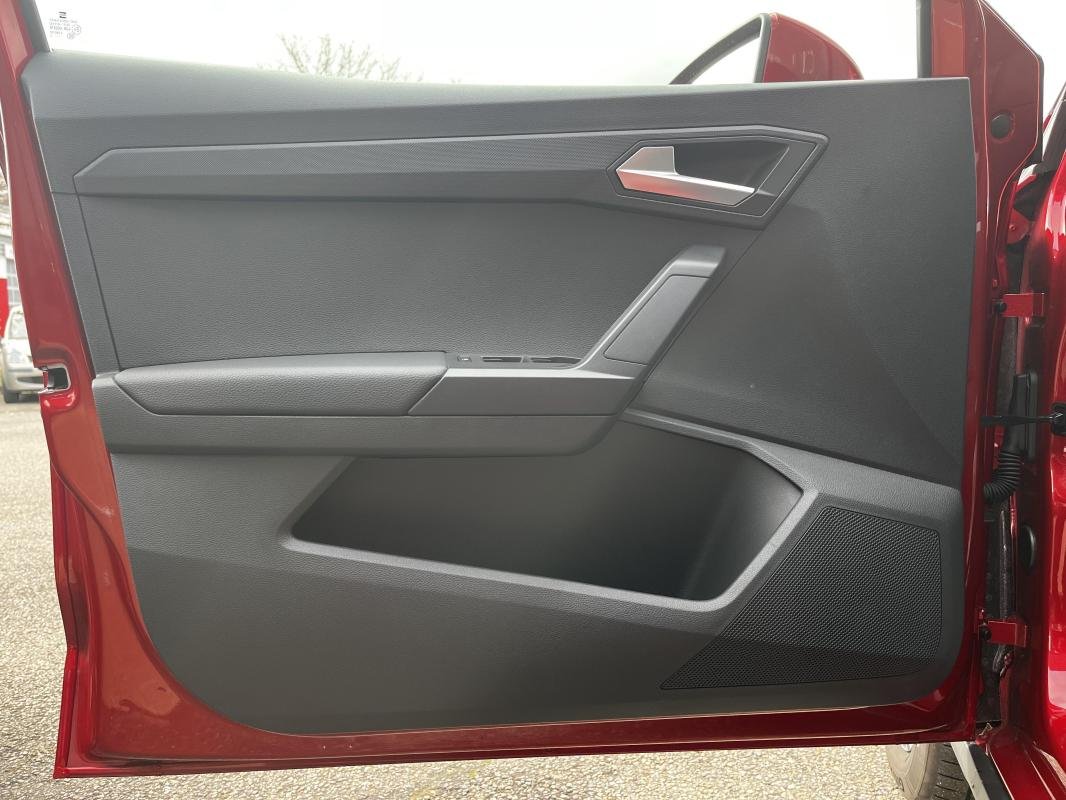Seat Arona - Photo 14