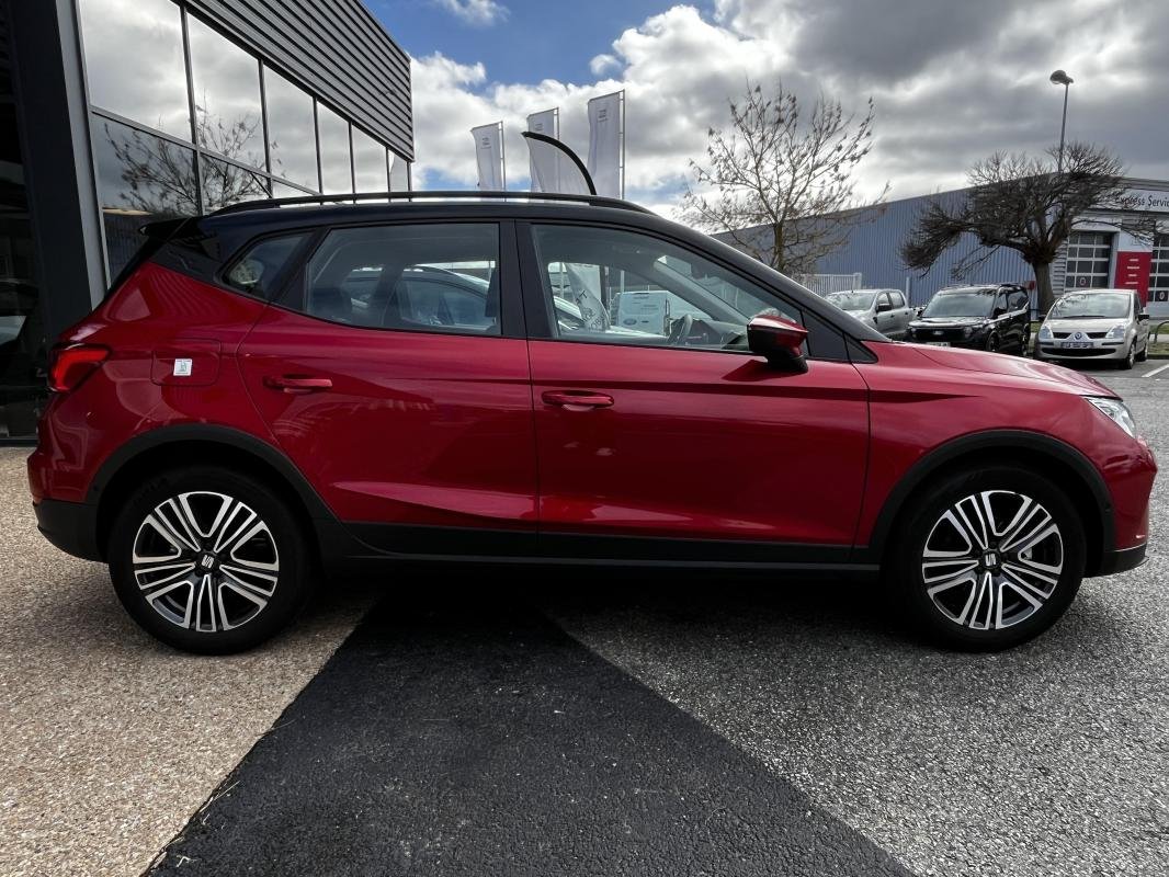 Seat Arona - Photo 6